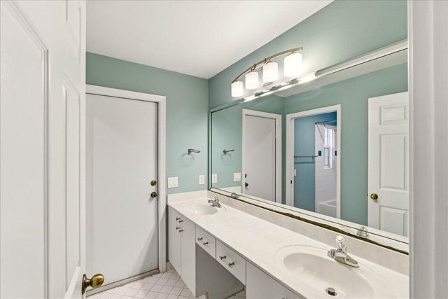 830 Heritage Drive, Weston, FL 33326