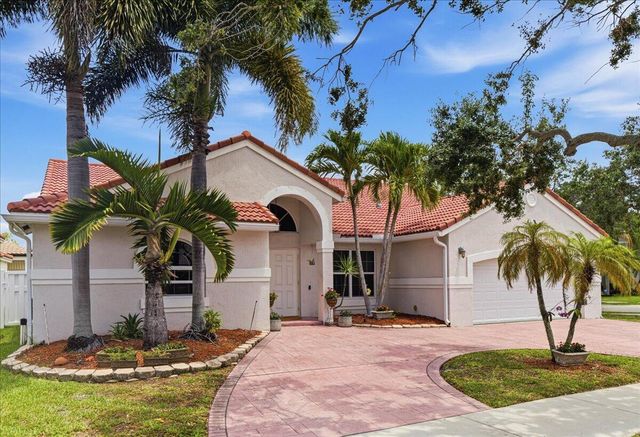 830 Heritage Drive, Weston, FL 33326