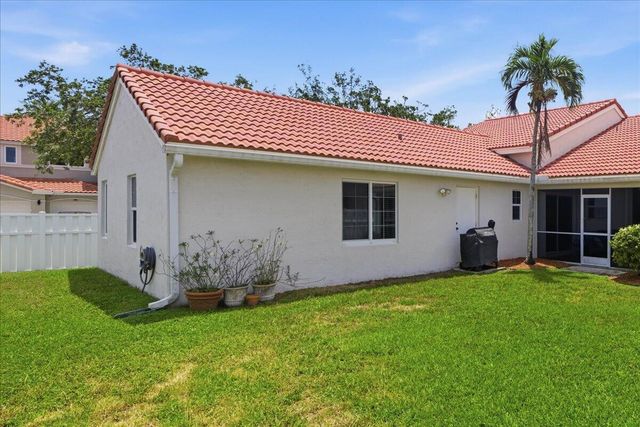 830 Heritage Drive, Weston, FL 33326