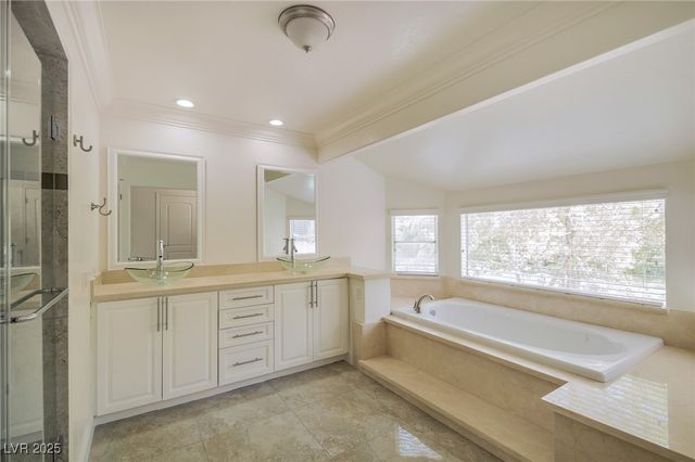 3116 Ocean Port Drive, Las Vegas, NV 89117