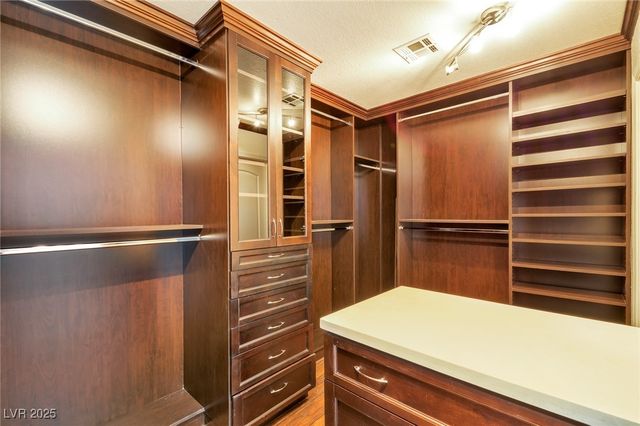 3116 Ocean Port Drive, Las Vegas, NV 89117