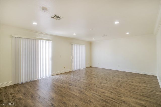 3116 Ocean Port Drive, Las Vegas, NV 89117