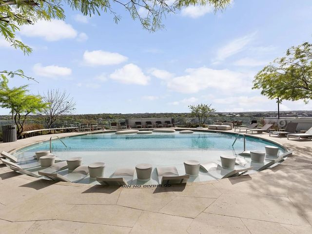 44 East Ave 2110, Austin, TX 78701