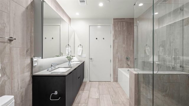 44 East Ave 2110, Austin, TX 78701