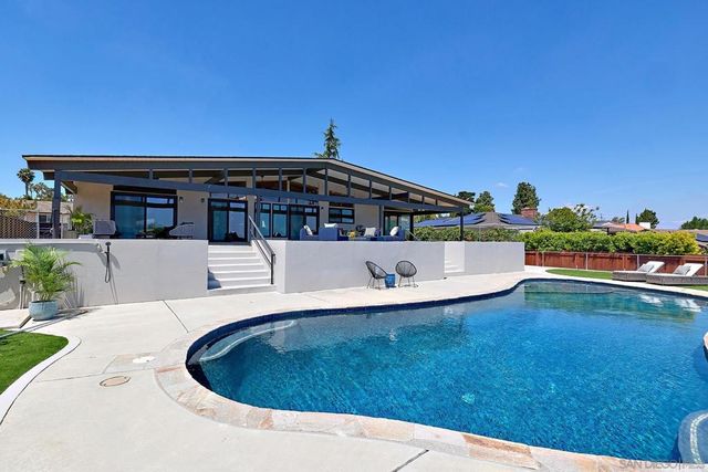 6117 Madra, San Diego, CA 92120