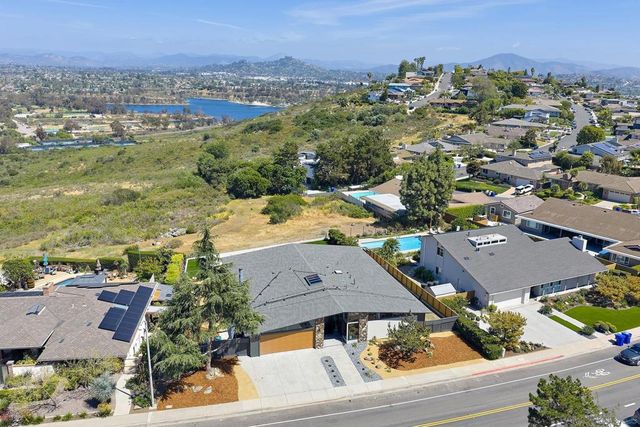 6117 Madra, San Diego, CA 92120
