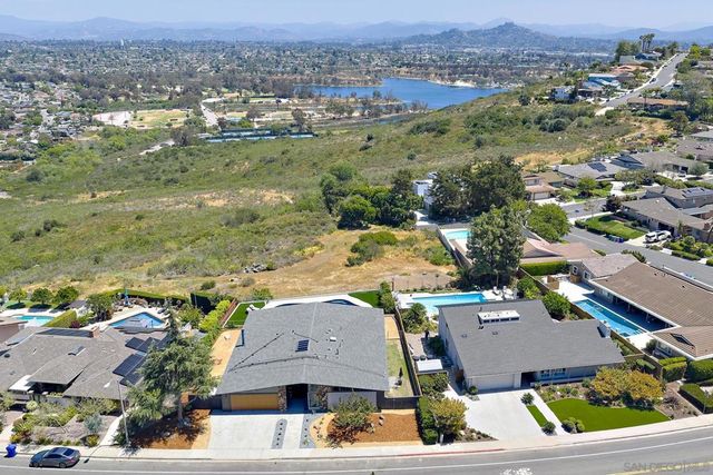 6117 Madra, San Diego, CA 92120