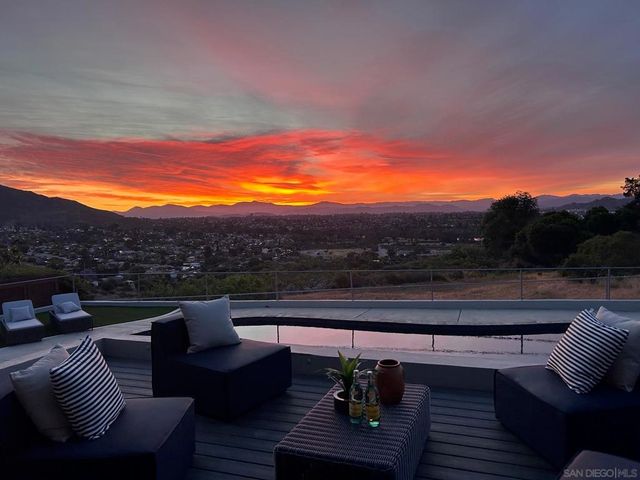 6117 Madra, San Diego, CA 92120