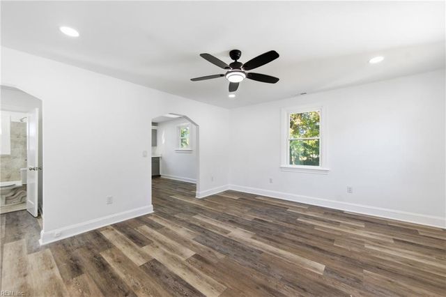 4860 Elmhurst AVE, Norfolk, VA 23513