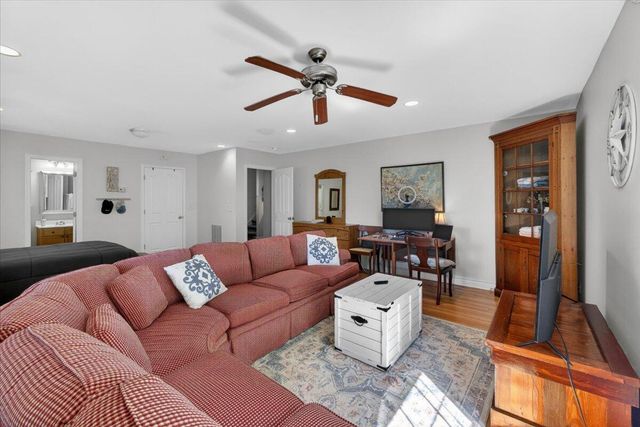 1428 Bloomingdale Lane, Mount Pleasant, SC 29466