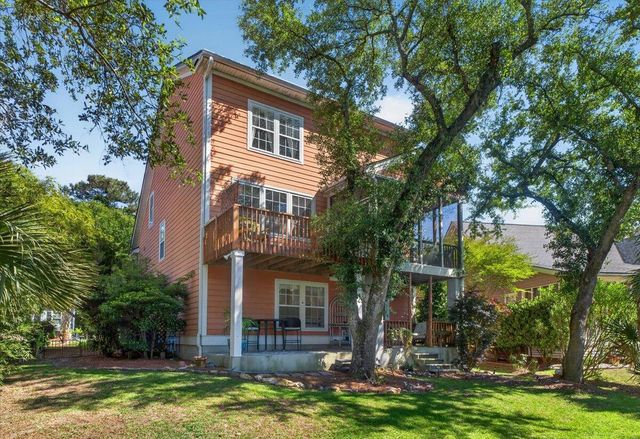 1428 Bloomingdale Lane, Mount Pleasant, SC 29466