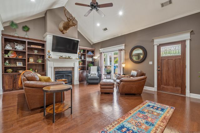 1312 Richard Street, Hot Springs, AR 71913