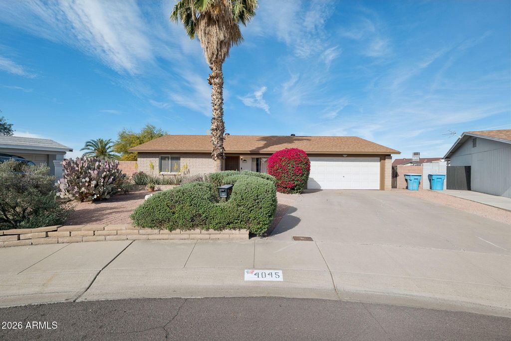 Image 1 of property listing at 4045 W CAMINO ACEQUIA --, Phoenix, AZ 85051