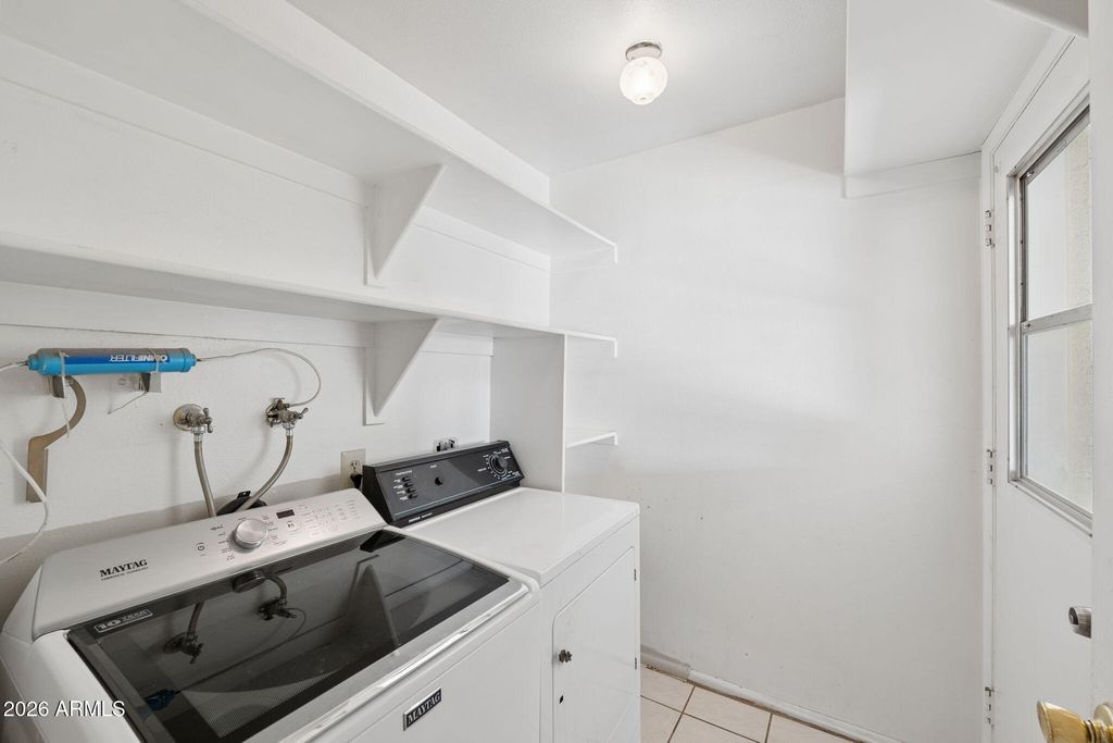 Image 24 of property listing at 4045 W CAMINO ACEQUIA --, Phoenix, AZ 85051