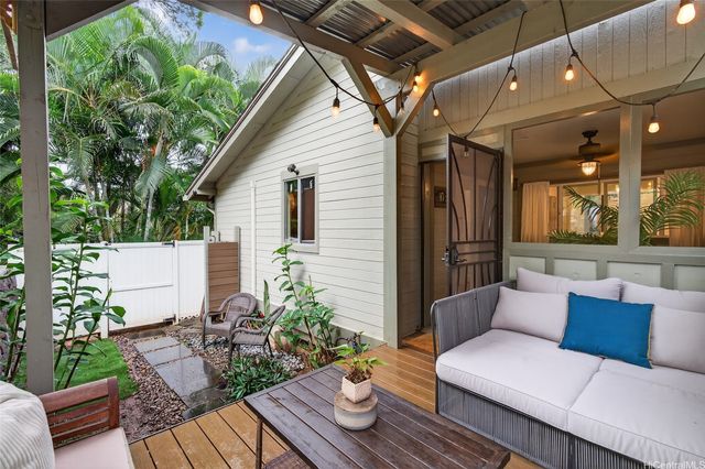 122 Kahako Street A, Kailua, HI 96734