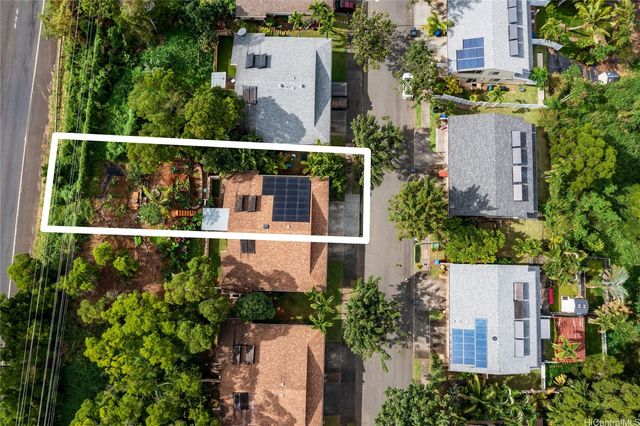 122 Kahako Street A, Kailua, HI 96734