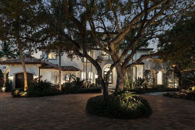 2002 NW 4th Avenue, Delray Beach, FL 33444