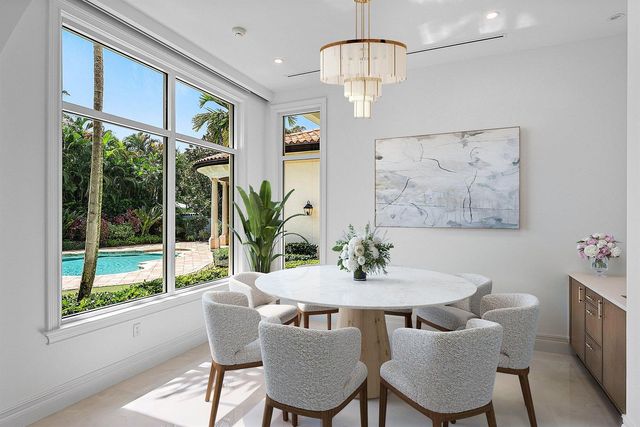 2002 NW 4th Avenue, Delray Beach, FL 33444
