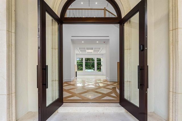 2002 NW 4th Avenue, Delray Beach, FL 33444