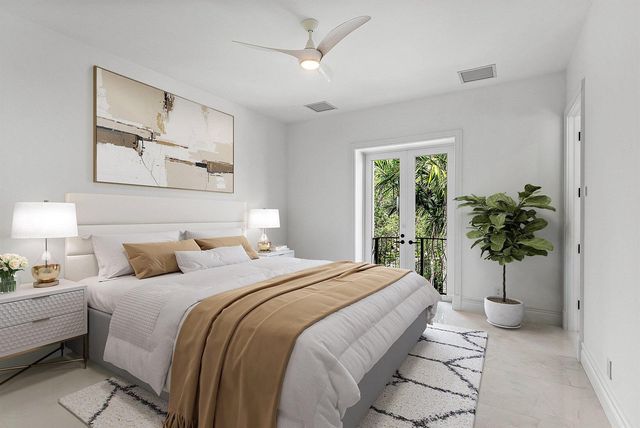 2002 NW 4th Avenue, Delray Beach, FL 33444