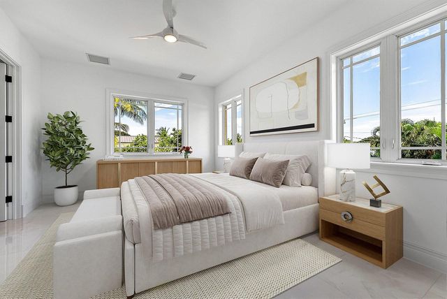 2002 NW 4th Avenue, Delray Beach, FL 33444