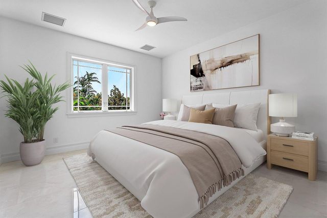 2002 NW 4th Avenue, Delray Beach, FL 33444