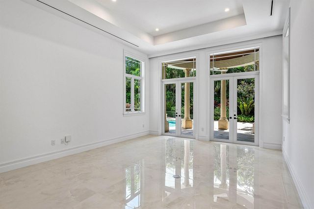 2002 NW 4th Avenue, Delray Beach, FL 33444