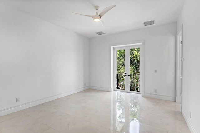 2002 NW 4th Avenue, Delray Beach, FL 33444