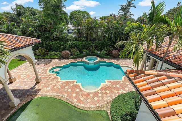 2002 NW 4th Avenue, Delray Beach, FL 33444