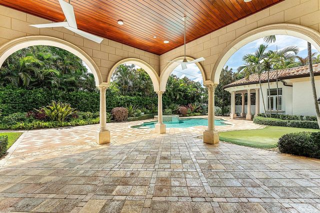 2002 NW 4th Avenue, Delray Beach, FL 33444