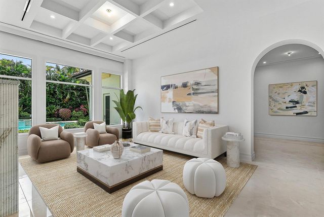 2002 NW 4th Avenue, Delray Beach, FL 33444