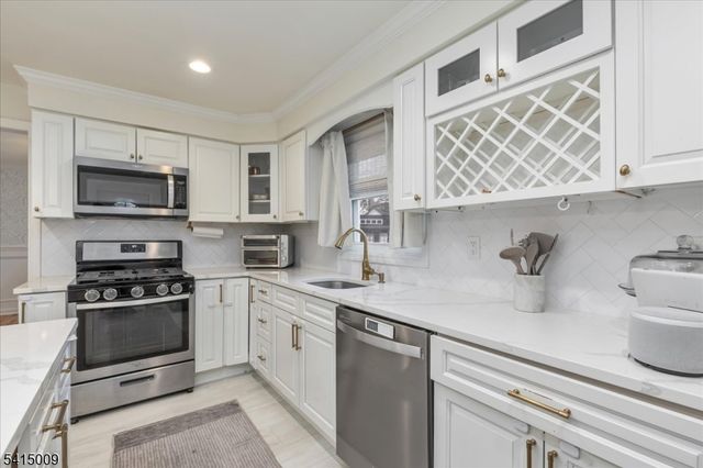 314 Carteret Ter, City Of Orange Twp., NJ 07050