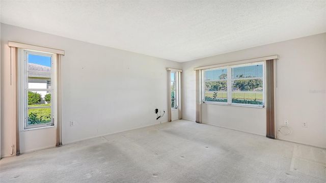 5513 PALM AIRE DRIVE, Sarasota, FL 34243