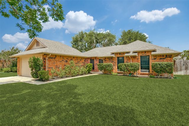 20 Chimney Rock Drive, Trophy Club, TX 76262