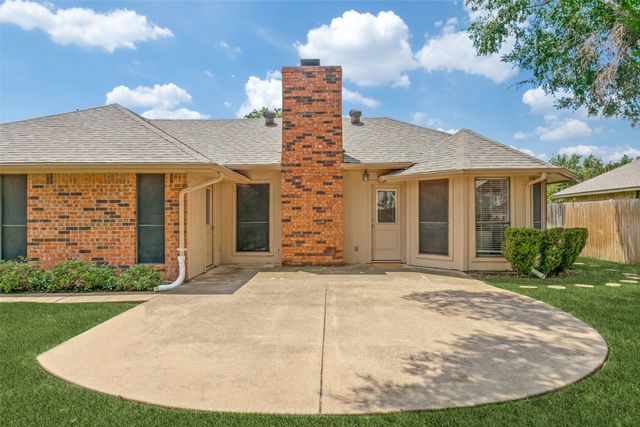 20 Chimney Rock Drive, Trophy Club, TX 76262