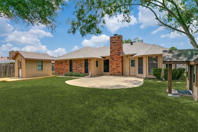20 Chimney Rock Drive, Trophy Club, TX 76262