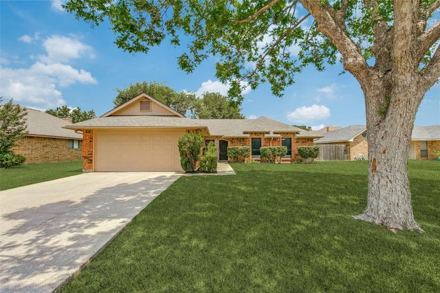 20 Chimney Rock Drive, Trophy Club, TX 76262