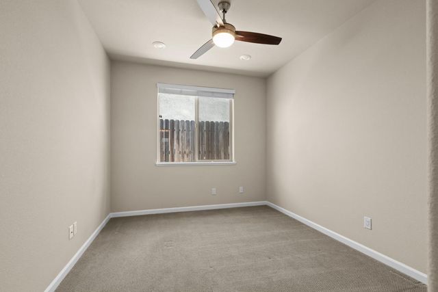 910 Lazy Trail Dr, Rocklin, CA 95765