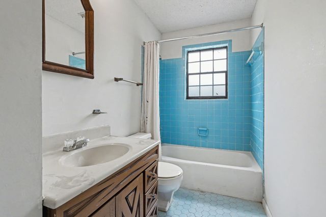 7439 LEXIE GARDNER RD, Bartlett, TN 38002