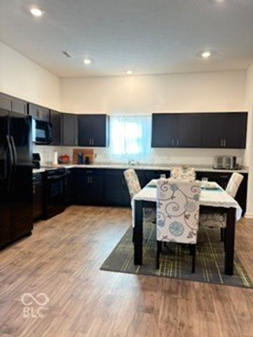 352 Catamount Lane, Indianapolis, IN 46229
