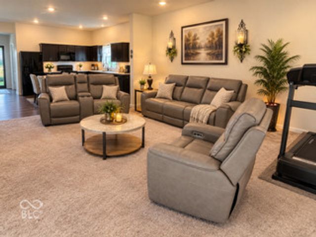 352 Catamount Lane, Indianapolis, IN 46229