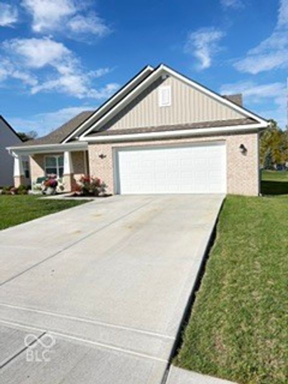 352 Catamount Lane, Indianapolis, IN 46229