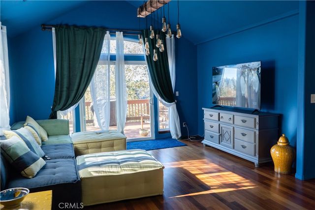 1253 Golden Rule, Lake Arrowhead, CA 92352
