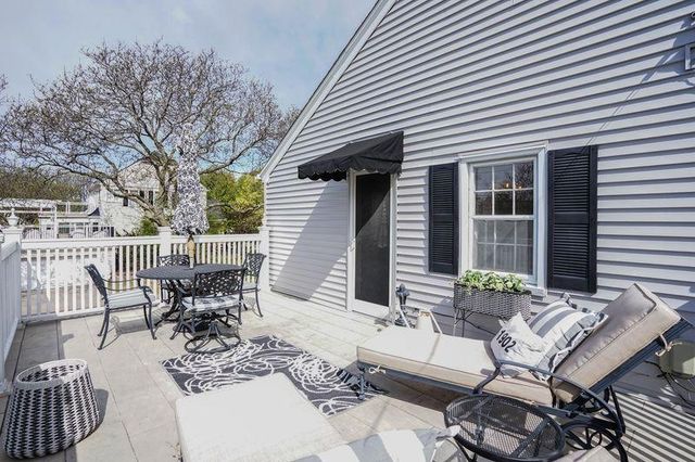 1902 Pinehurst Avenue, Saint Paul, MN 55116