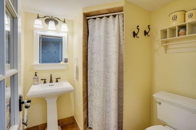 1902 Pinehurst Avenue, Saint Paul, MN 55116