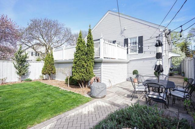 1902 Pinehurst Avenue, Saint Paul, MN 55116
