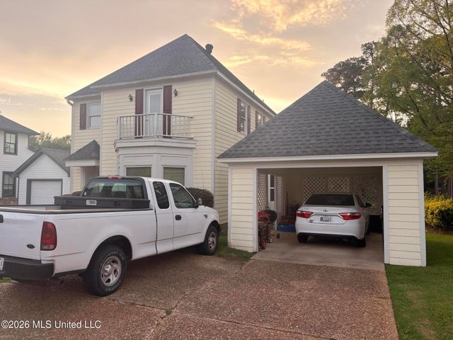 4 Spring Lake Point, Pearl, MS 39208