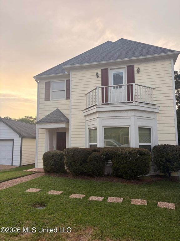 4 Spring Lake Point, Pearl, MS 39208