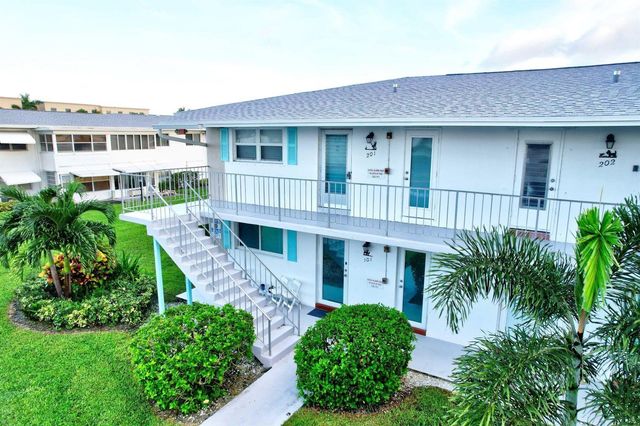 1801 Ocean Drive 201, Boynton Beach, FL 33426