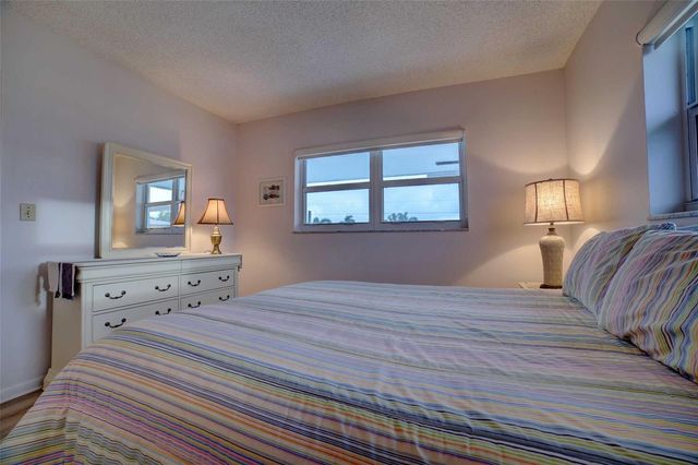 1801 Ocean Drive 201, Boynton Beach, FL 33426